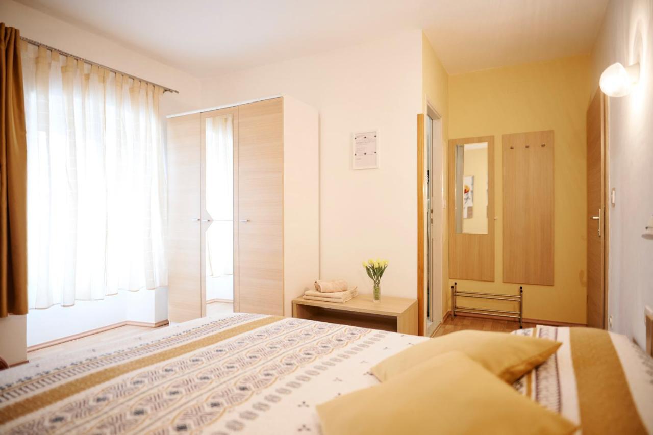 Guesthouse Villa Galovic Brseč Eksteriør billede