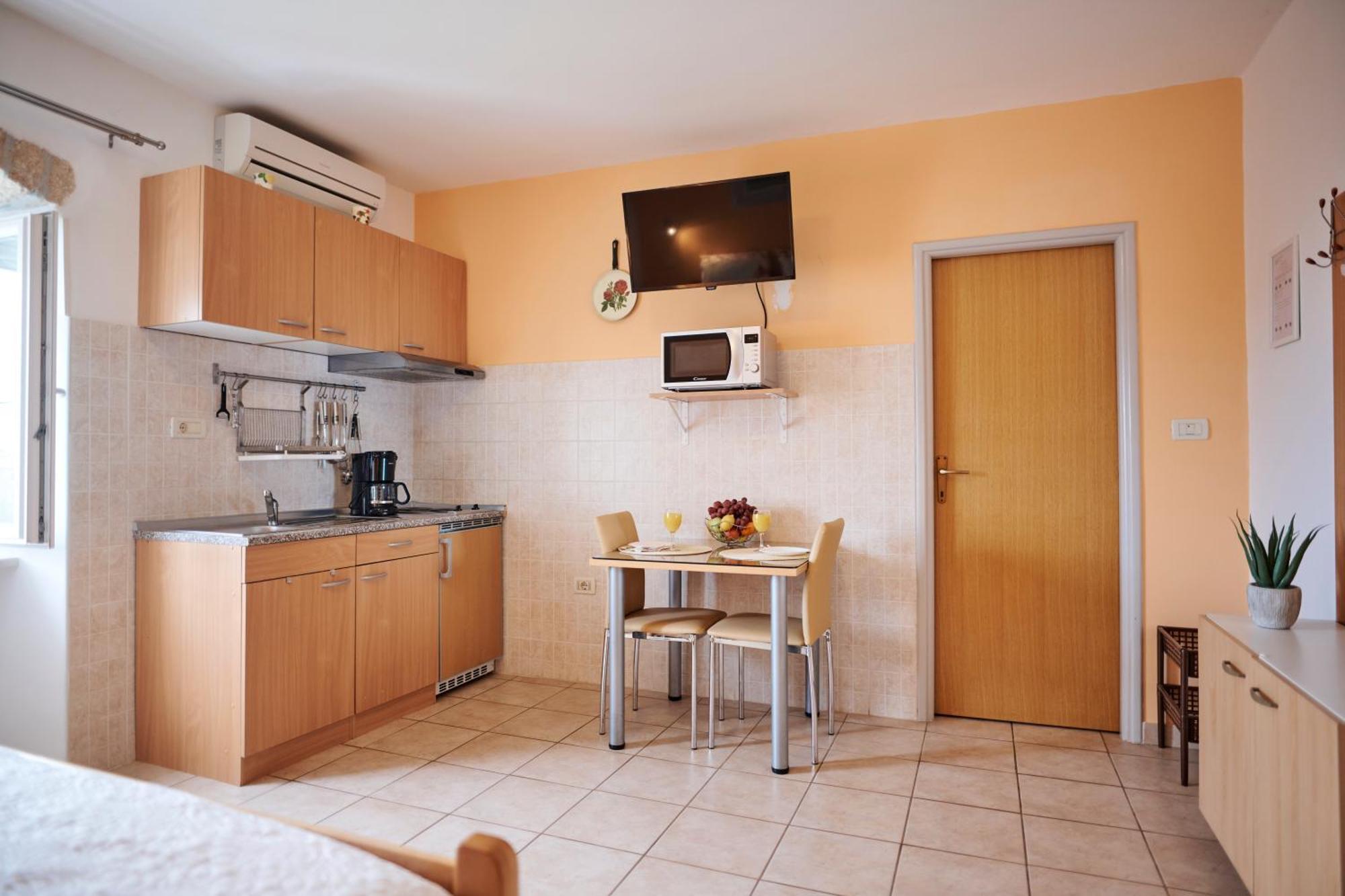Guesthouse Villa Galovic Brseč Værelse billede